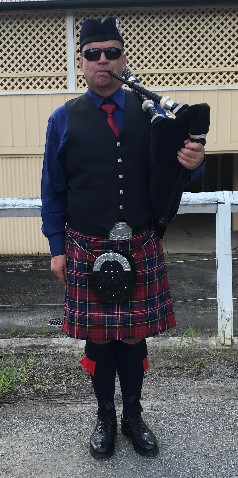 Bagpiper