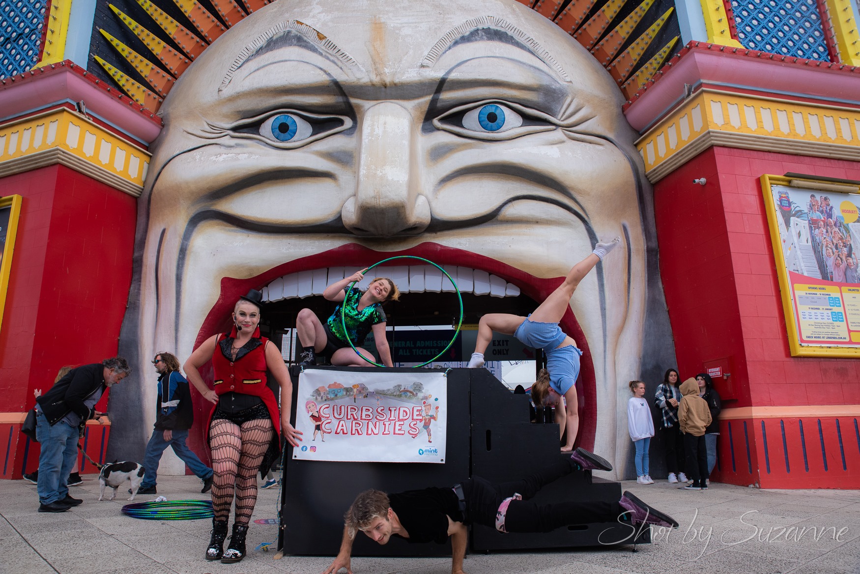 Curbside Carnies