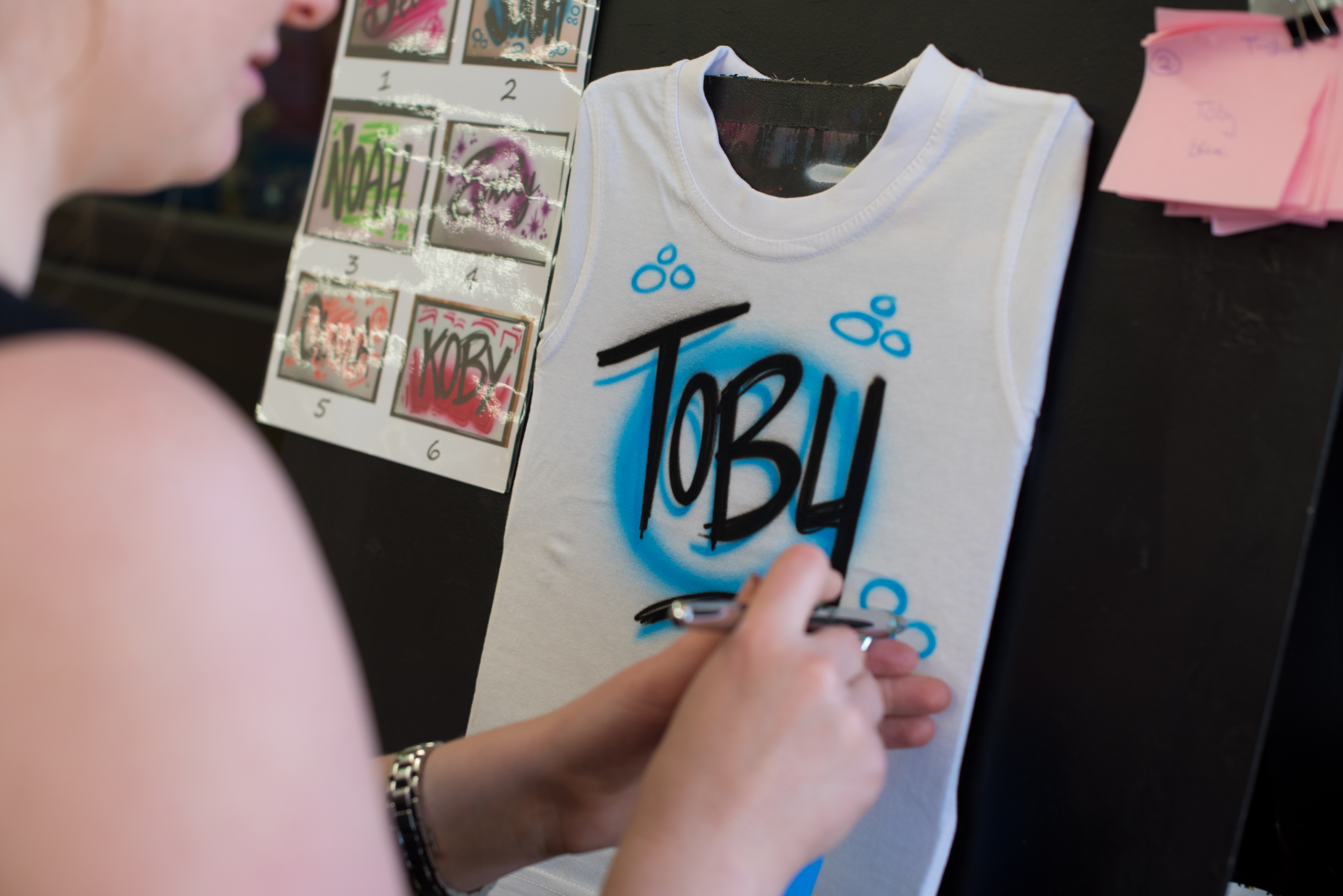 Live Airbrushed Graffiti Caps/T-shirts