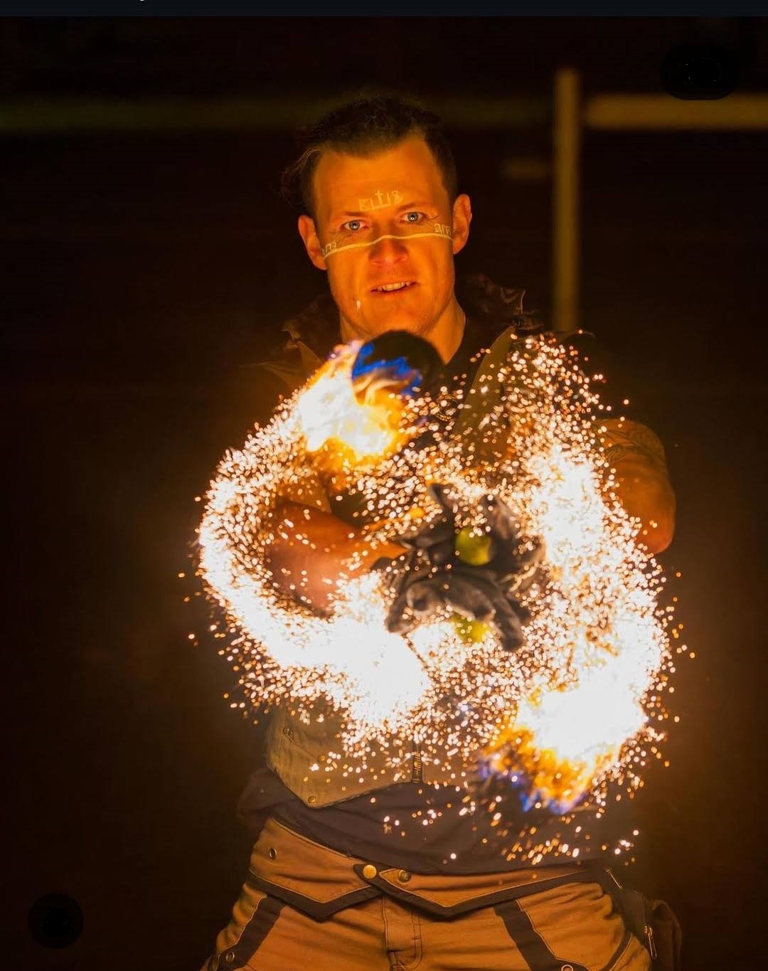 Rich Royale - Fire, LED and Juggling