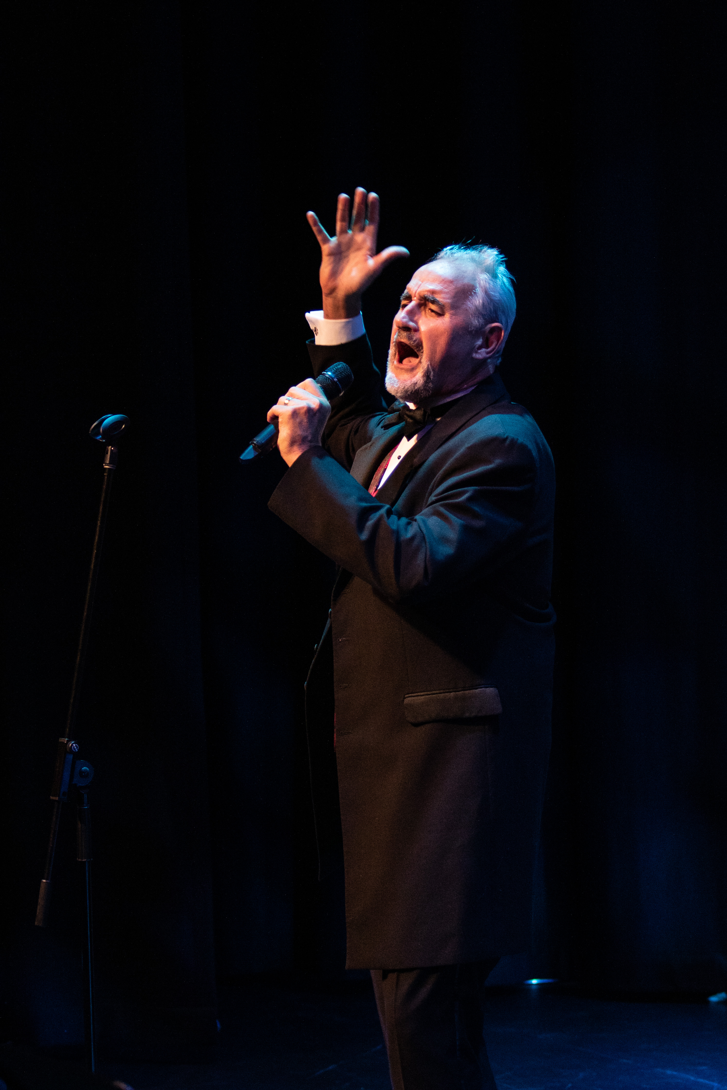Tenor Roger Davy