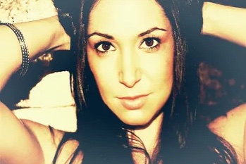 Dezi K