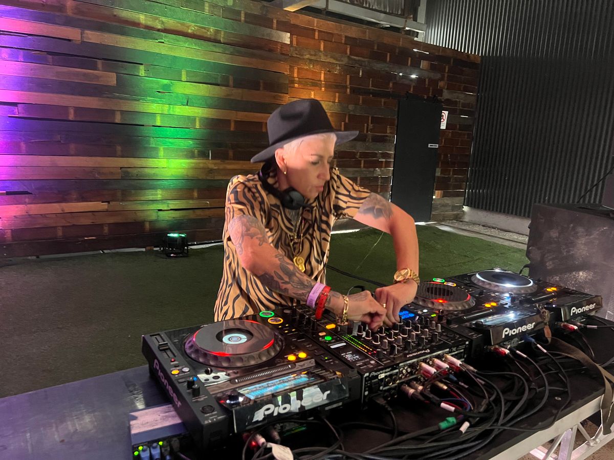 DJ Miss Kartz