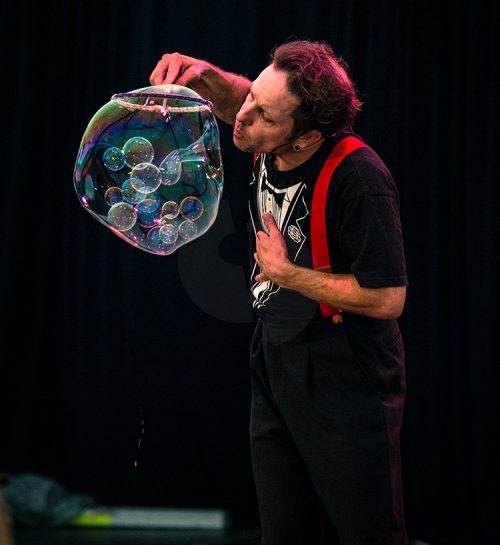Dr Hubble Bubble Show