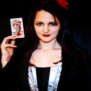Julia Tarot Reader