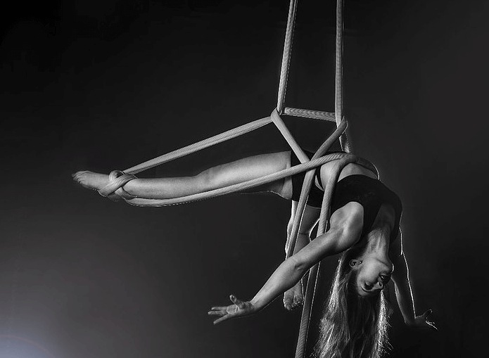 Aerialist Kate