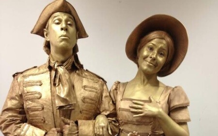 Gold Statues - VIC