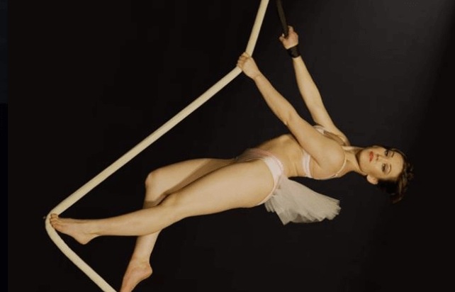 Emma Aerialist