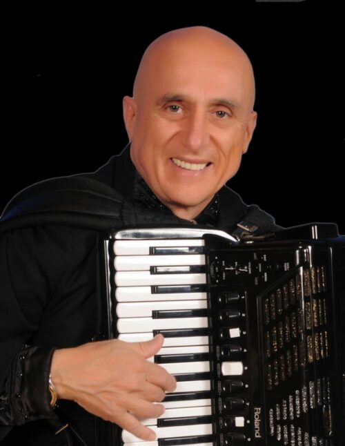 Ross Maio Accordionist