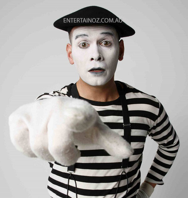 Manifesto Mime Artist