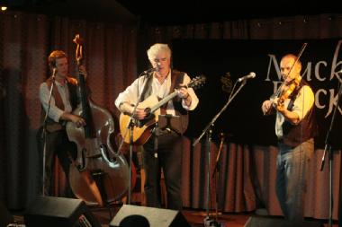 Mucky Duck Bush Band