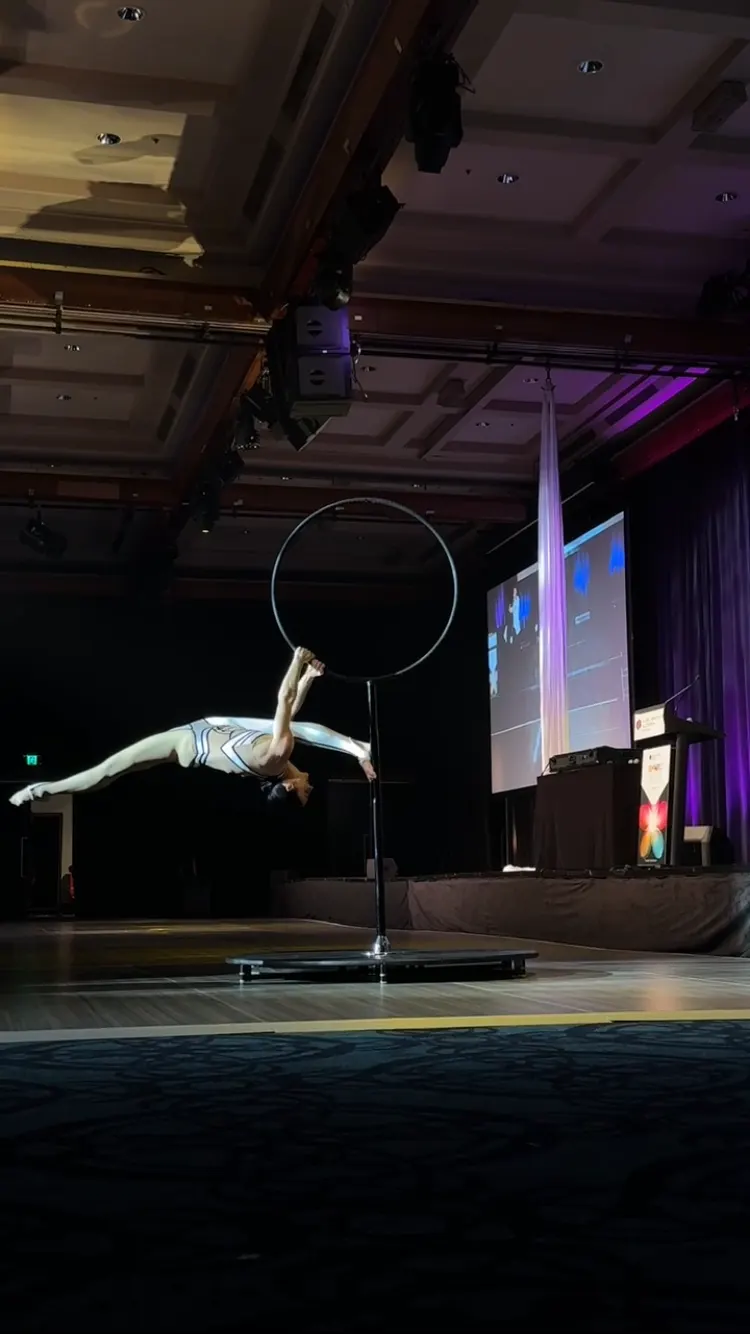 Amber Aeriallina