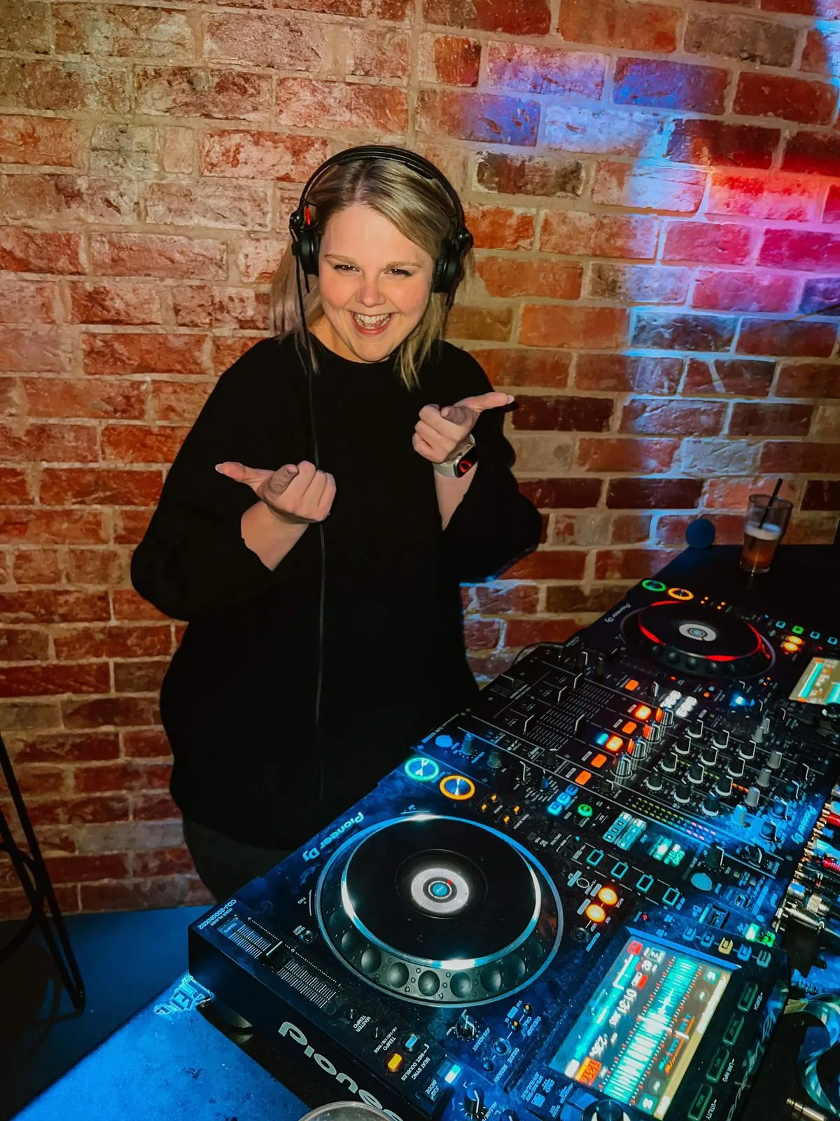 DJ Jess McQueenie