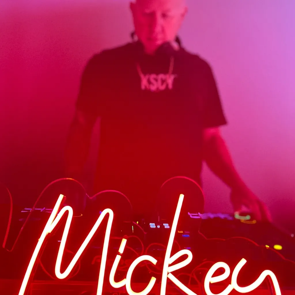 Dj Mickey B