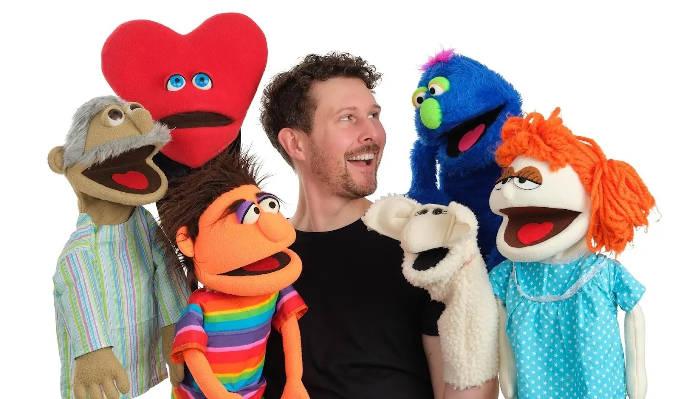 Elk Puppets- Puppet Shows