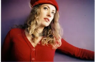 Julia Messenger