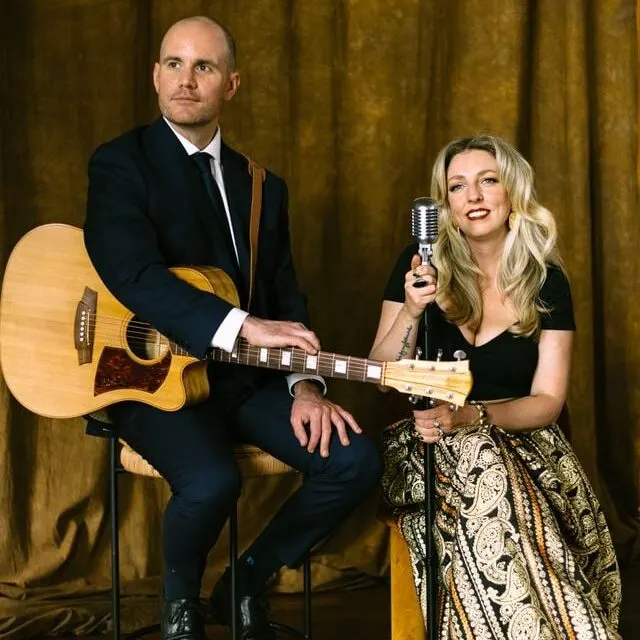 Lynzie Bremner Duo