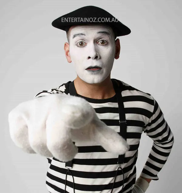 Manifesto Mime Artist