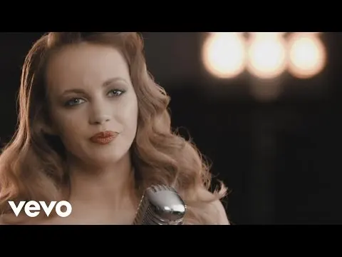 Samantha Jade