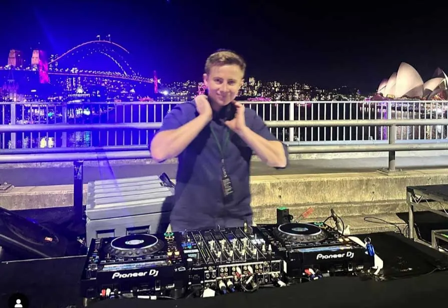 Star DJ Hire