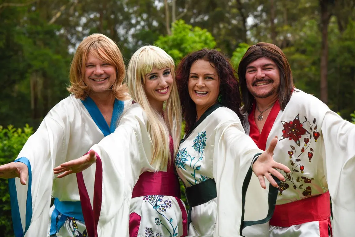 Super Trouper ABBAsolutely Live