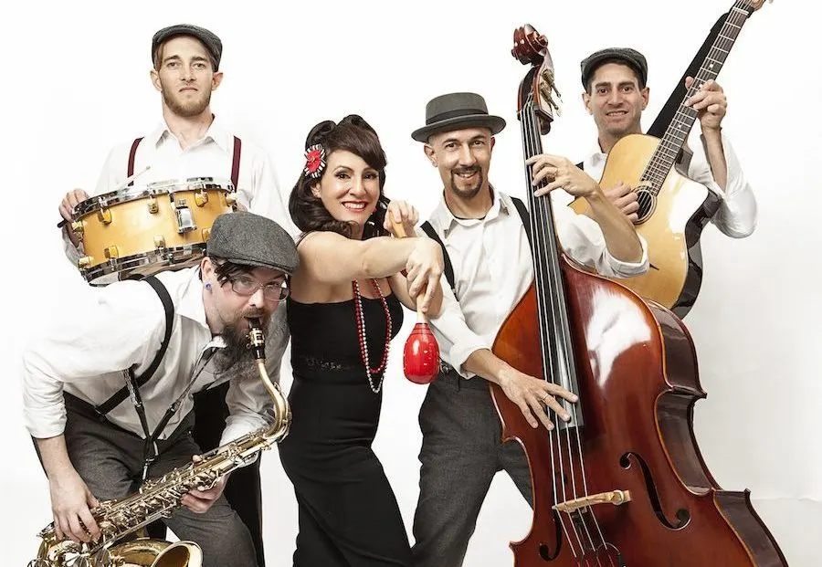 Swingin’ at the Savoy