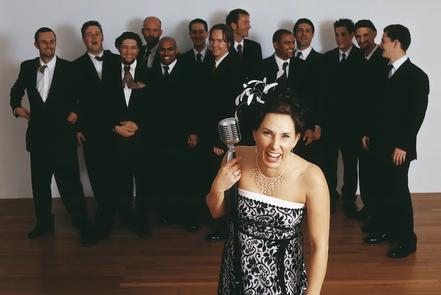 THE HIP MO’ TOAST BIG BAND