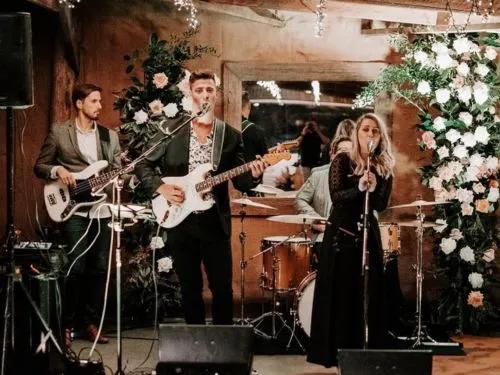 The Trovas band