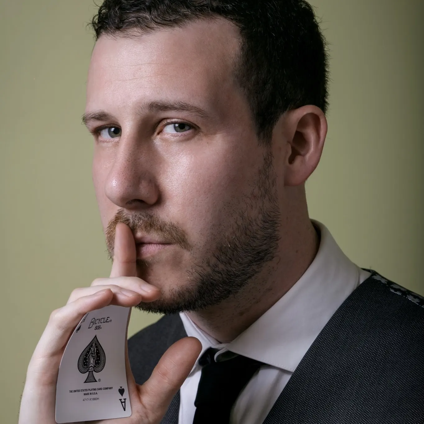 Tom Weil Magician & Mind Reader